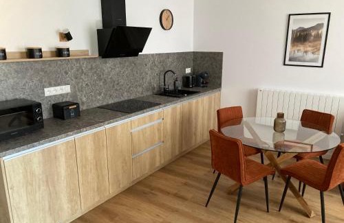 Velky Slavkov Apartment | Panorama View III