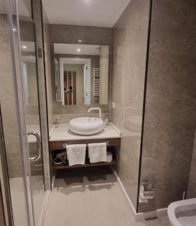New Boulevard Apartment | Panoramic 100 meters from the sea 26th floor