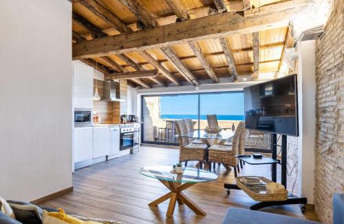 Old Town Apartment | Panoramic by Unik Vacation