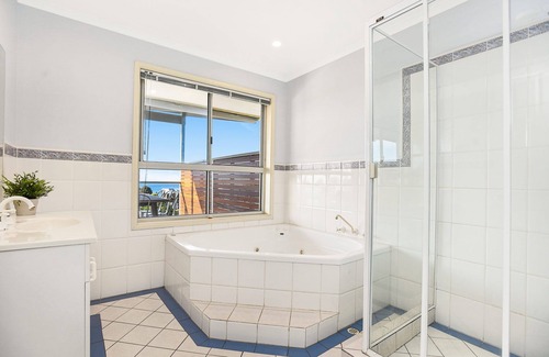 Encounter Bay House | Panoramic Coastal Views of Encounter Bay and Beyond