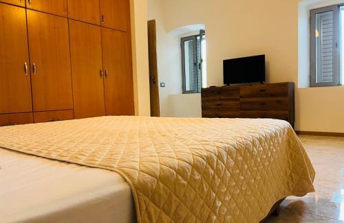 Himare House | Panoramic Escape