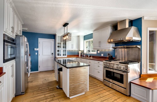 Zephyr Cove House | Panoramic lake views, two game rooms, close to beaches, and skiing, Sleeps 10
