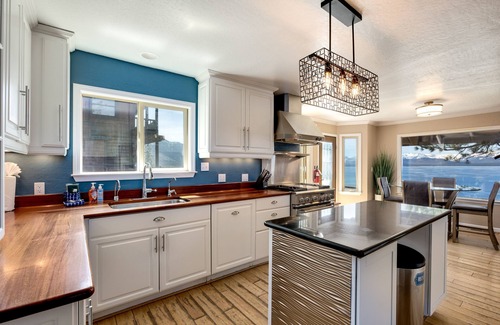 Zephyr Cove House | Panoramic lake views, two game rooms, close to beaches, and skiing, Sleeps 10