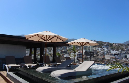 Lazaro Cardenas Apartment | Panoramic Ocean View of Puerto Vallarta