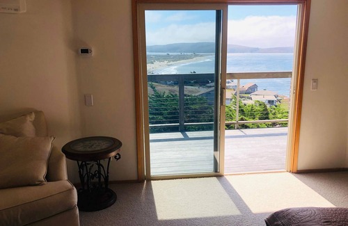 Marin County House | Panoramic Ocean Views walk to the Beach