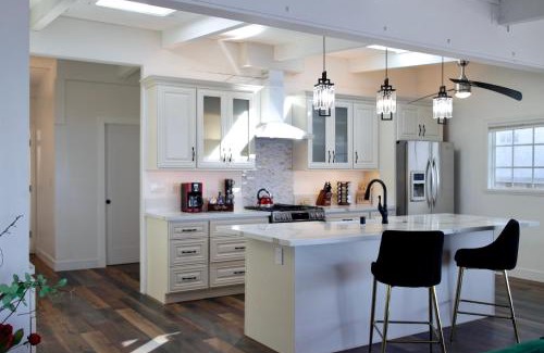 San Clemente House | Panoramic Ocean View Cottage and Hideaway Unit #4 and B