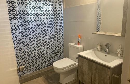 Clapham Apartment | Panoramic Oceanview 2 Near US Embassy