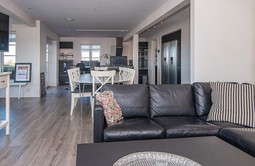 Ranum House | Panoramic Retreat with Spa