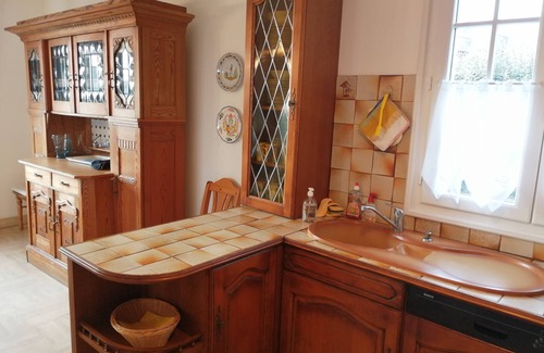 Plozevet House | Panoramic sea view: Comfortable 3* house on a spacious fenced property