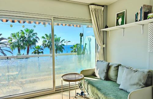 Cros-de-Cagnes Apartment | Panoramic Sea View Studio 24h Checkin