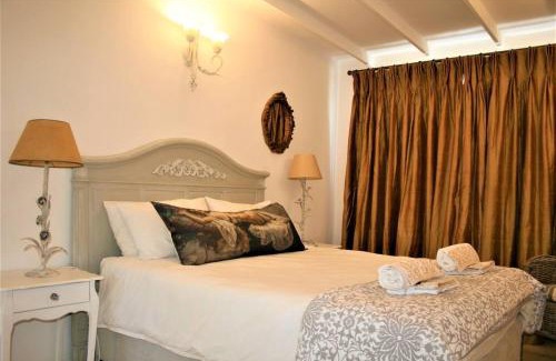 Simon's Town Apartment | Panoramic sea views - loft apartment