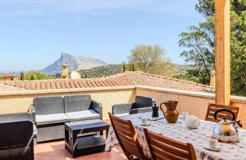 Monte Petrosu Apartment | Panoramic Terrace Over Tavolara - Relax and Sea View