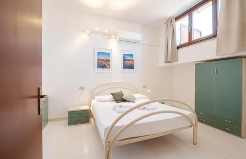 Villasimius Apartment | Panoramic view - Moderno con terrazza e Wi-Fi