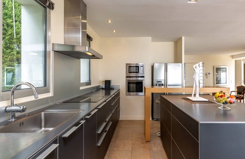 Cassis Villa | Panoramic view of the bay of Cassis, swimming pool, petanque, 4 bedrooms