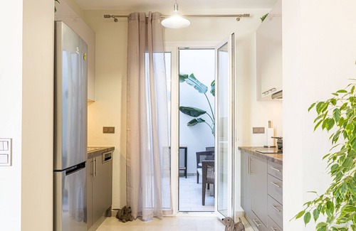 Armenoi Villa | Panoramic views, 2 pools, gym, BBQ, close to shops!