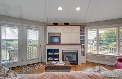 Millersburg Apartment | Panoramic Views Hillside Millersburg Studio