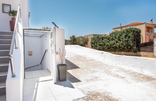 Maritsa Apartment | Panormitis House Semi-basement apartment