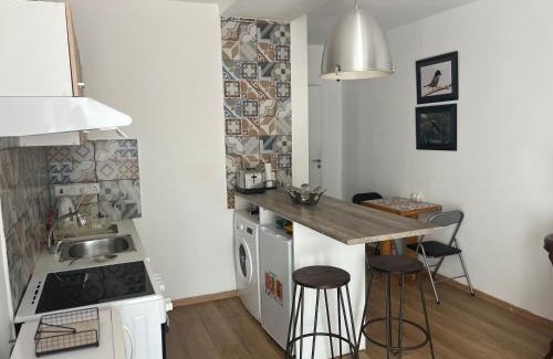 Aglantzia Apartment | Panos salt lake apartment