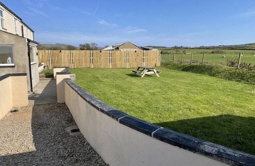 Rhoshirwaun Cottage | Pant Fali