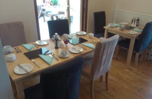 Bangor Bed & Breakfast | Pant Teg B & B