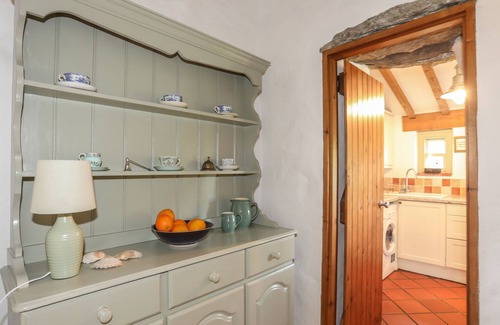 Amlwch Cottage | PANT Y CRINTACH, pet friendly, with open fire in Carreglefn