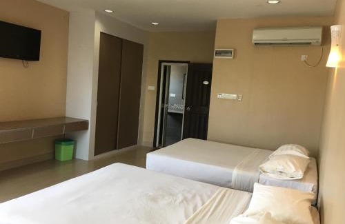 Taman Selamat House | Pantai GuestHouse