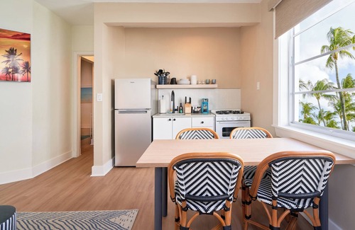 South Beach Apartment | Pantera Rosa