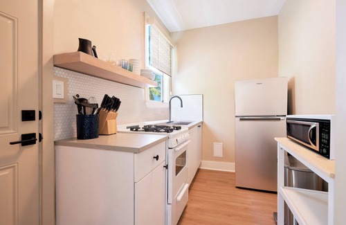 South Beach Apartment | Pantera Rosa