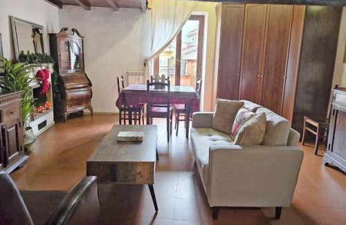 Navona Apartment | Pantheon Penthouse