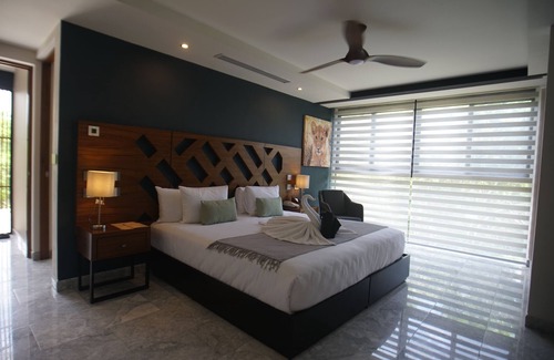 Akumal Hotel | Panther Bay Villa & Golf
