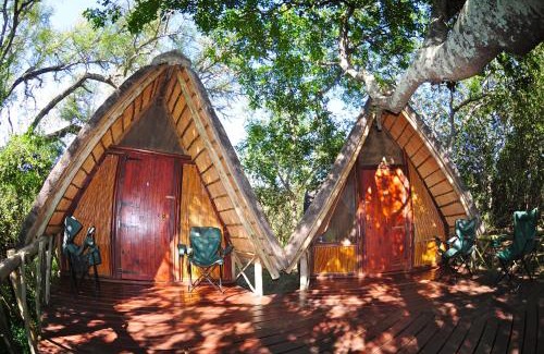 Thorny Bush Game Reserve Resort | Panzi Lodge