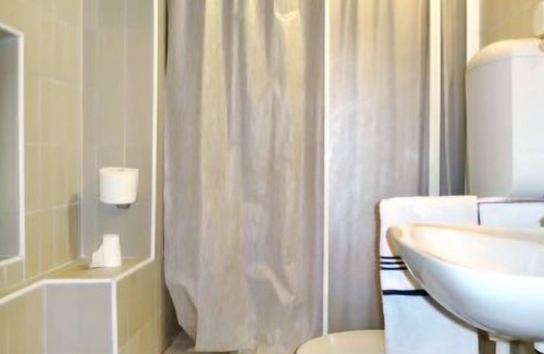 Martinski House | Paolici (LBN337) by Interhome