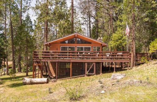 North Wawona House | PaPa Bear Cabin
