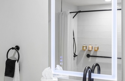 South Scottsdale Hotel | Papago Scottsdale by Reside, Trademark Collection by Wyndham