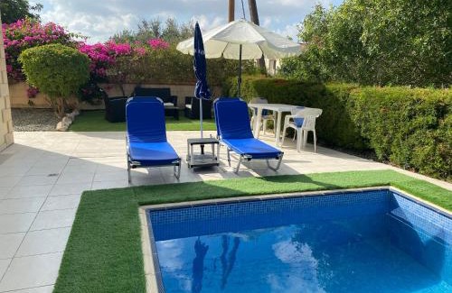 Mesogi Apartment | Paphos Apartment with Private Pool