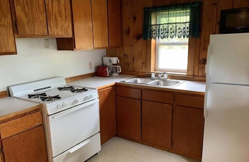 Drummond Cabin | Papins Resort Cabin #1