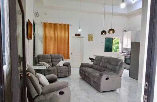 Lacovia Condo | Paradise Point Villas