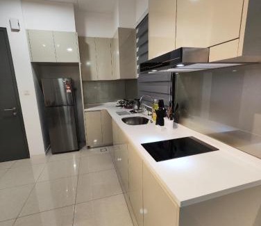 Taman Bukit Mewah Apartment | Paradigm Mall Perfect City View 4pax