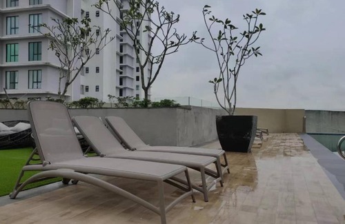 Taman Bukit Mewah Apartment | Paradigm Residence Johor Bahru On Top Paradigm Mall