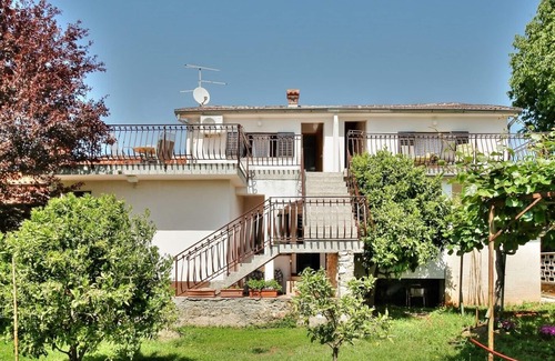 Basanija Apartment | PARADINOVIĆ house with apartments/Paradinovic ROOM