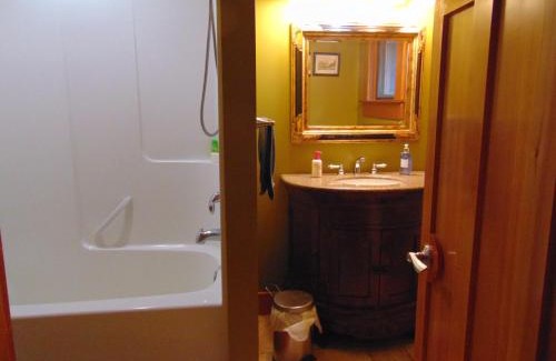 Regional District of Nanaimo Resort | Paradise Acres Ranch