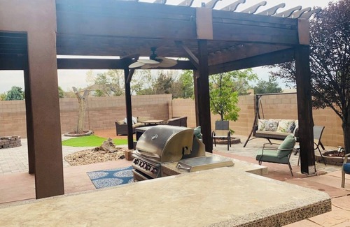 Ventana Ranch House | Paradise at Albuquerque