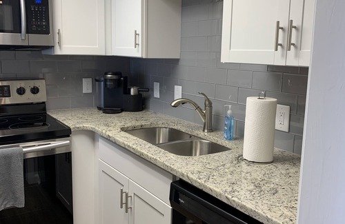 Mid America Condo | Paradise Awaits: Luxury Condo with Lakeview and Pool at Your Doorstep!"
