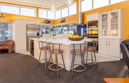 Whitianga House | Paradise Beach Getaway