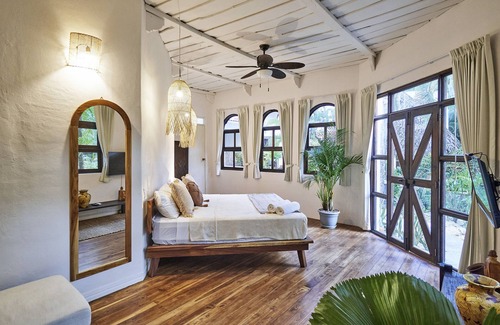 Mal Pais Hotel | Paradise Beach Lodge