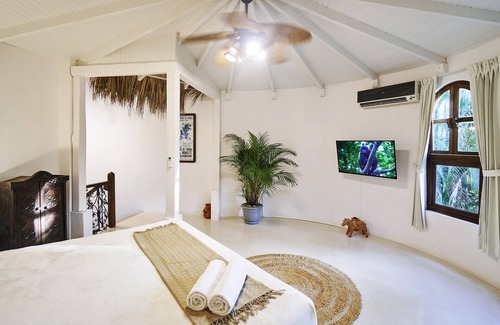 Mal Pais Hotel | Paradise Beach Lodge