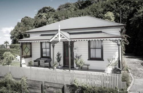 Napier House | Paradise Cottage Historical home