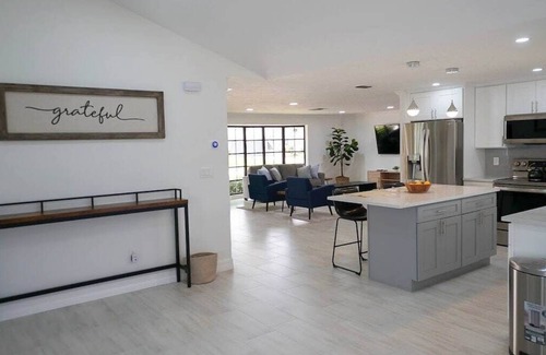 Lely Golf Estates House | Paradise Cove Summary