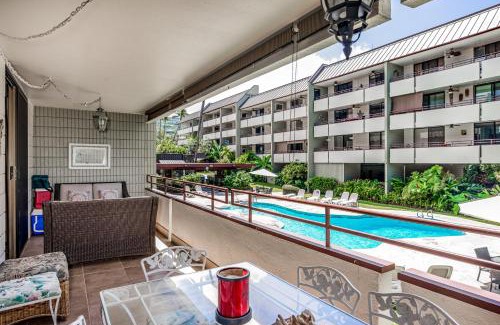 Kahaluu Bay Apartment | Paradise Found at White Sands Village 105