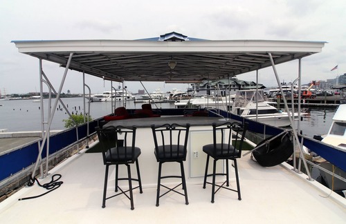 North End Boat Rental | Paradise Found: Luxury Roof Deck